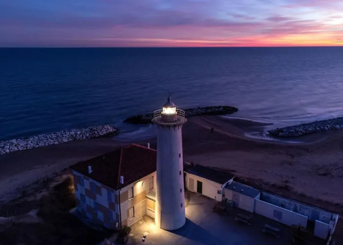 And Bright Flat With Pool Апартаменты *