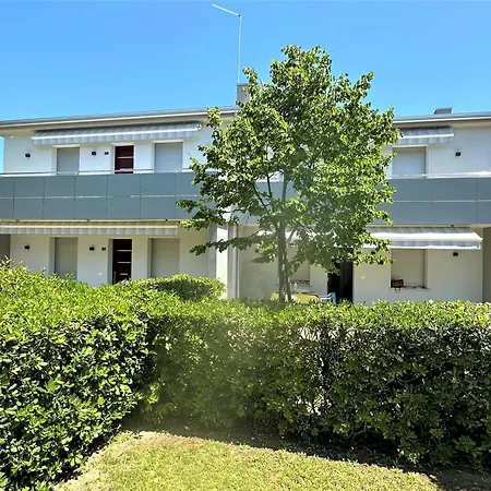 Apartment And Bright Flat With Pool Bibione